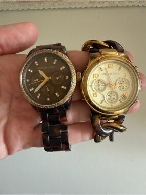 Michael Kors Tortoiseshell and Gold Tone Women's Watch Set
